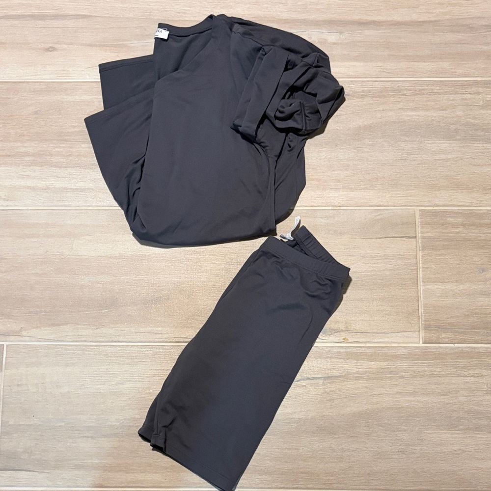 Zenana Outfitters Charcoal Gray set